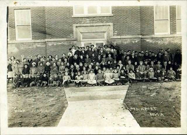 Stockport_Classsof1920.jpg